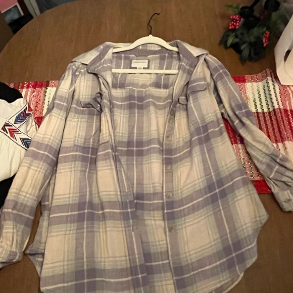 American Eagle Outfitters Tops - American Eagle Flannel- SHIPPING PRICE NOT INCLUDED